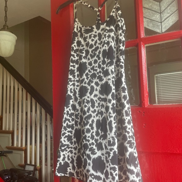 NWT Outdoor Voices- Med Dalmatian Exercise Dress - Picture 3 of 4
